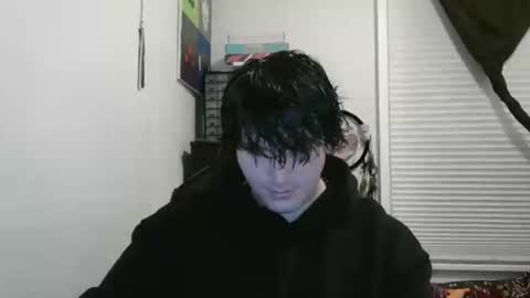 james4yew online show from 12-15-25, 03:11