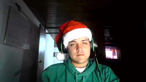 Snapshot of james__taylor21 chatting on 11-06-25, 01:17 JAMES TAYLOR online show from 11-06-25, 01:17