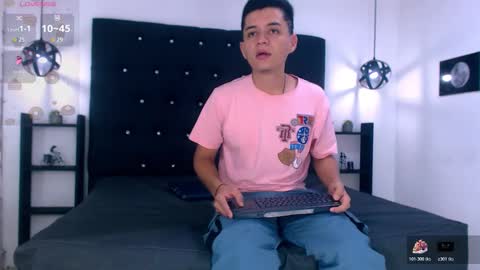 James y Kenet online show from 02-21-26, 11:44