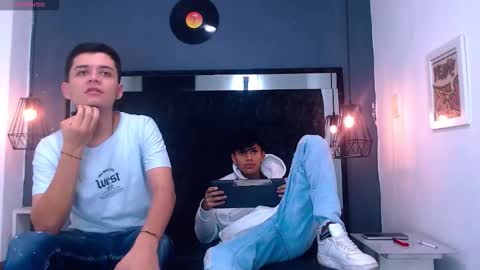 James y Kenet online show from 02-25-26, 12:04