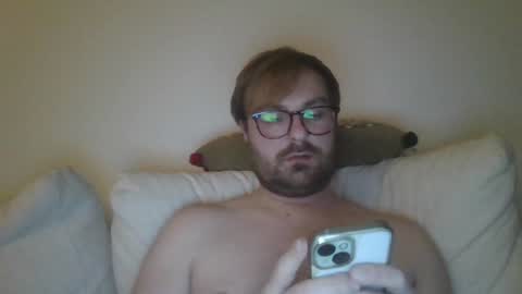Snapshot of james_heron chatting on 01-28-25, 11:17 James Heron online show from 01-28-25, 11:17
