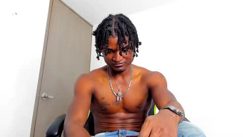 james_makony_1 online show from 01-10-25, 05:05