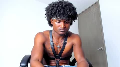 james_makony_1 online show from 01-22-25, 05:59