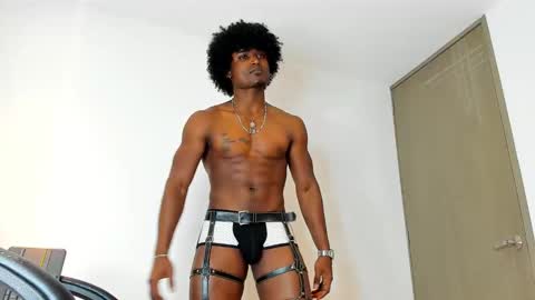 james_makony_1 online show from 01-28-25, 11:06