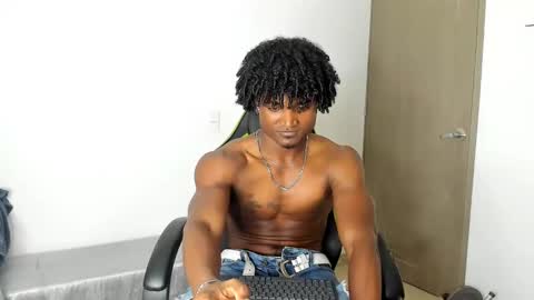 james_makony_1 online show from 02-12-25, 08:49