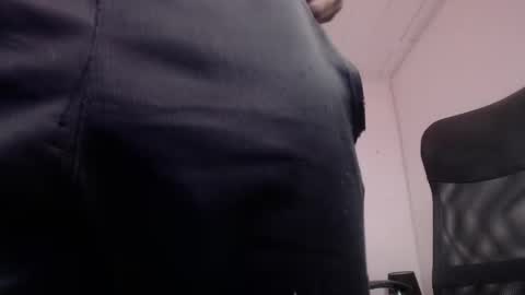 James McBoy online show from 12-04-25, 04:27