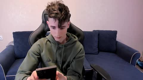 James online show from 10-25-25, 06:35