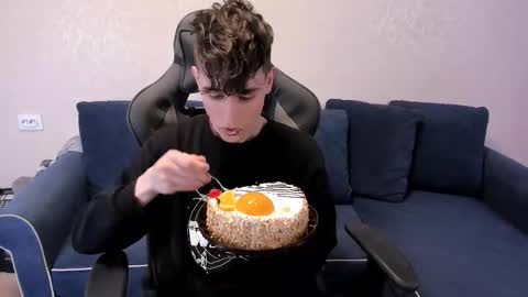 James online show from 11-04-25, 07:24