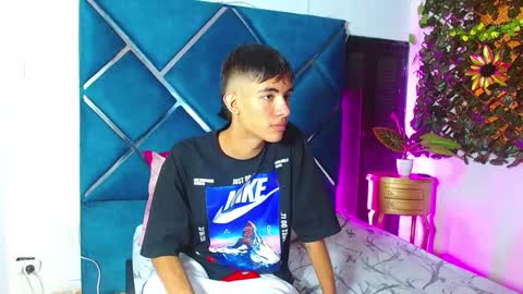 James online show from 11-17-25, 07:08