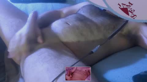 Snapshot of jameshetfield450 chatting on 02-11-25, 06:22 James Clapeyron online show from 02-11-25, 06:22