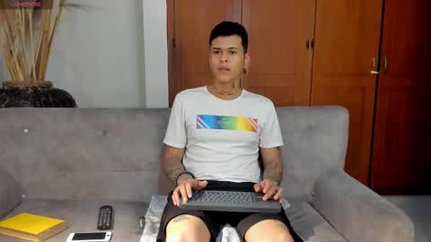 Jamesinked  online show from 11-13-25, 02:10