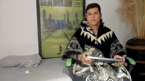 Jamesinked  online show from 01-06-26, 07:50