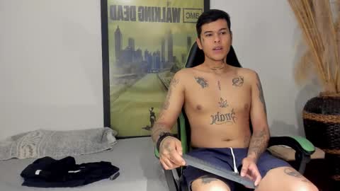 Jamesinked  online show from 01-13-26, 06:35