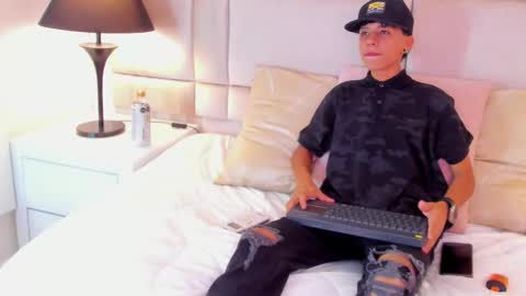 jamess_ford online show from 01-23-25, 06:56