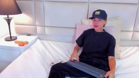 jamess_ford online show from 01-28-25, 05:56