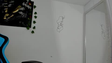 Jamess hott online show from 12-22-24, 12:39