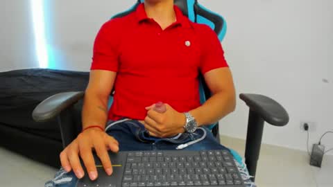 Jamess hott online show from 01-18-25, 01:51