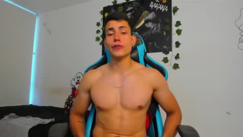 Jamess hott online show from 02-13-25, 01:59