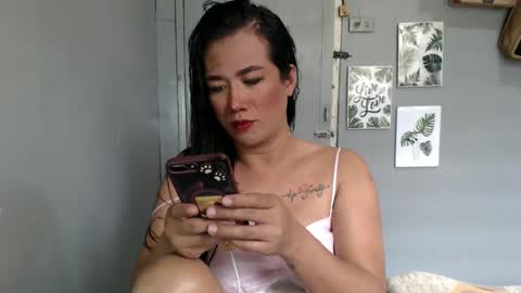 Snapshot of jamessie07 chatting on 01-12-25, 04:10 jamessie07 online show from 01-12-25, 04:10