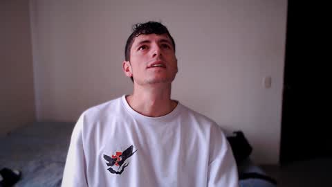 Snapshot of jamesss____ chatting on 01-03-25, 04:27 jamesss____ online show from 01-03-25, 04:27