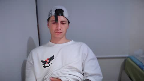 Snapshot of jamesss____ chatting on 01-14-25, 03:01 jamesss____ online show from 01-14-25, 03:01
