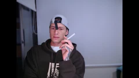 Snapshot of jamesss____ chatting on 01-17-25, 02:50 jamesss____ online show from 01-17-25, 02:50