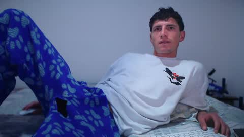 Snapshot of jamesss____ chatting on 02-10-25, 07:17 jamesss____ online show from 02-10-25, 07:17