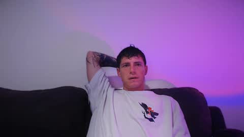 Snapshot of jamesss____ chatting on 02-17-25, 04:20 jamesss____ online show from 02-17-25, 04:20
