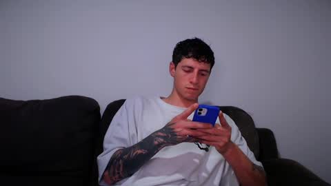 Snapshot of jamesss____ chatting on 03-02-25, 12:09 jamesss____ online show from 03-02-25, 12:09