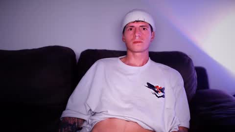 Snapshot of jamesss____ chatting on 03-04-25, 03:11 jamesss____ online show from 03-04-25, 03:11