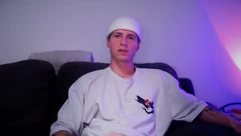 Snapshot of jamesss____ chatting on 03-08-25, 03:39 jamesss____ online show from 03-08-25, 03:39
