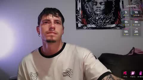 Snapshot of jamesss____ chatting on 09-14-25, 11:48 jamesss____ online show from 09-14-25, 11:48