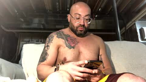 Snapshot of jamie19905 chatting on 01-28-25, 05:24 jamie19905 online show from 01-28-25, 05:24