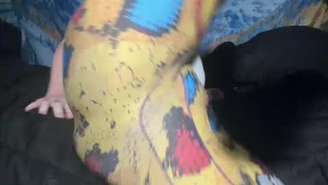 Snapshot of jamiejordan93 chatting on 12-31-24, 03:23 OF - Jamiejordans online show from 12-31-24, 03:23