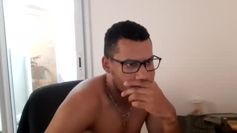 Snapshot of jamielonnas chatting on 02-21-26, 05:19 Jamie Lonnas online show from 02-21-26, 05:19