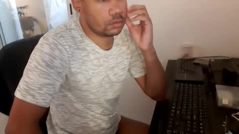 Snapshot of jamielonnas chatting on 03-02-26, 04:58 Jamie Lonnas online show from 03-02-26, 04:58