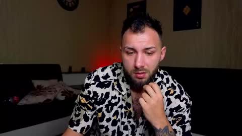 Snapshot of jamienoxus chatting on 10-13-25, 05:18 Robbie online show from 10-13-25, 05:18