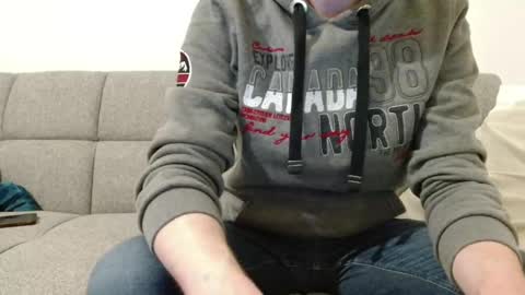 Snapshot of jan_the_man94 chatting on 12-30-24, 03:35 Jan online show from 12-30-24, 03:35