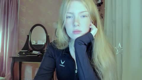 Snapshot of jane_and_star chatting on 11-15-25, 09:54 Star online show from 11-15-25, 09:54