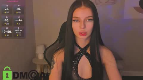 Eva online show from 11-15-25, 07:16