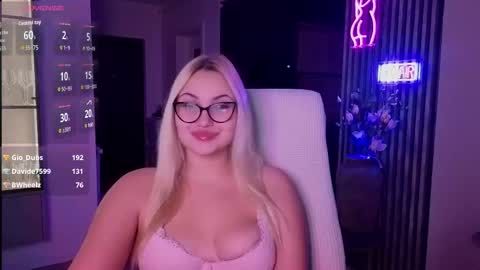 Jane online show from 11-24-25, 11:04