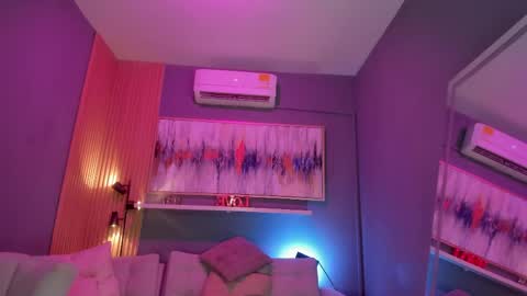 Janinne  online show from 04-06-26, 11:11