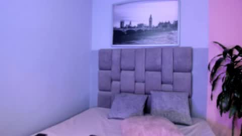 Snapshot of janna_lopezz chatting on 10-25-25, 11:29 Janna online show from 10-25-25, 11:29