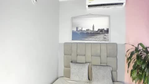 Snapshot of janna_lopezz chatting on 11-05-25, 10:59 Janna online show from 11-05-25, 10:59