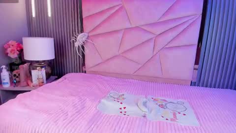 Janna Casey online show from 11-01-25, 01:40