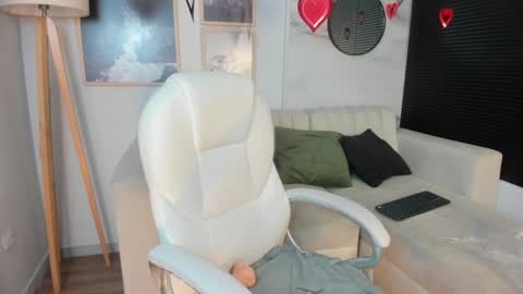 Janne for u online show from 02-08-25, 10:07