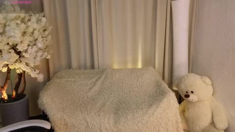 Snapshot of jannetjerkson chatting on 11-21-25, 11:31 Janet online show from 11-21-25, 11:31