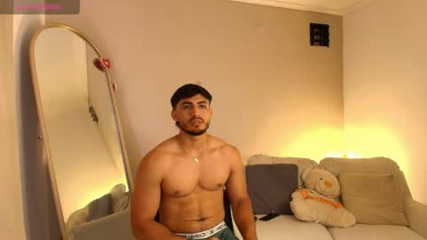 janomar01 online show from 04-14-26, 06:25