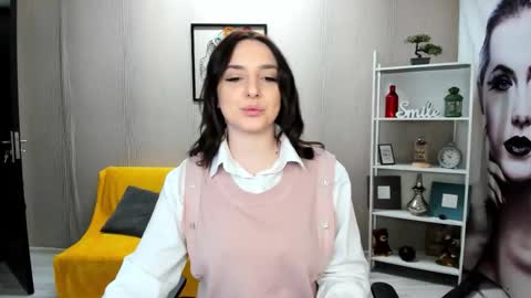 JaquelinLaurent online show from 10-22-25, 07:02
