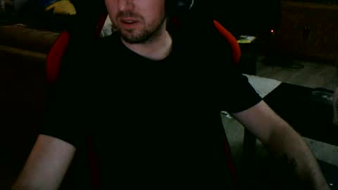 Snapshot of jarllaxle chatting on 11-16-25, 04:40 jarllaxle online show from 11-16-25, 04:40